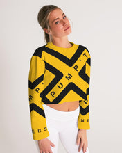 Load image into Gallery viewer, PUMP&#39;T UNIVERSITY LOGO Women&#39;s Cropped Sweatshirt
